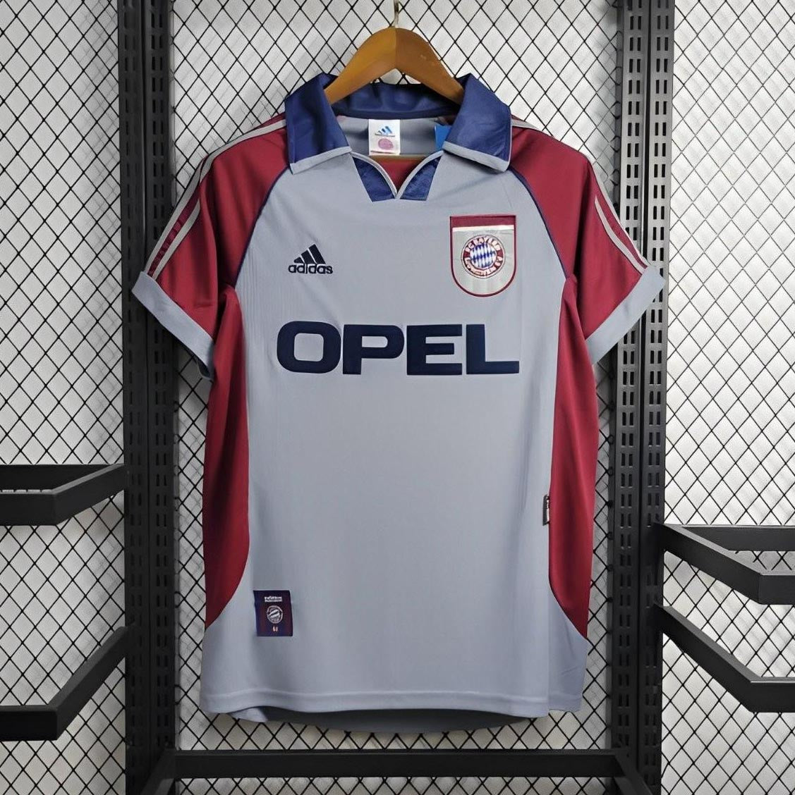 Bayern Munich Away Kit 1998/99