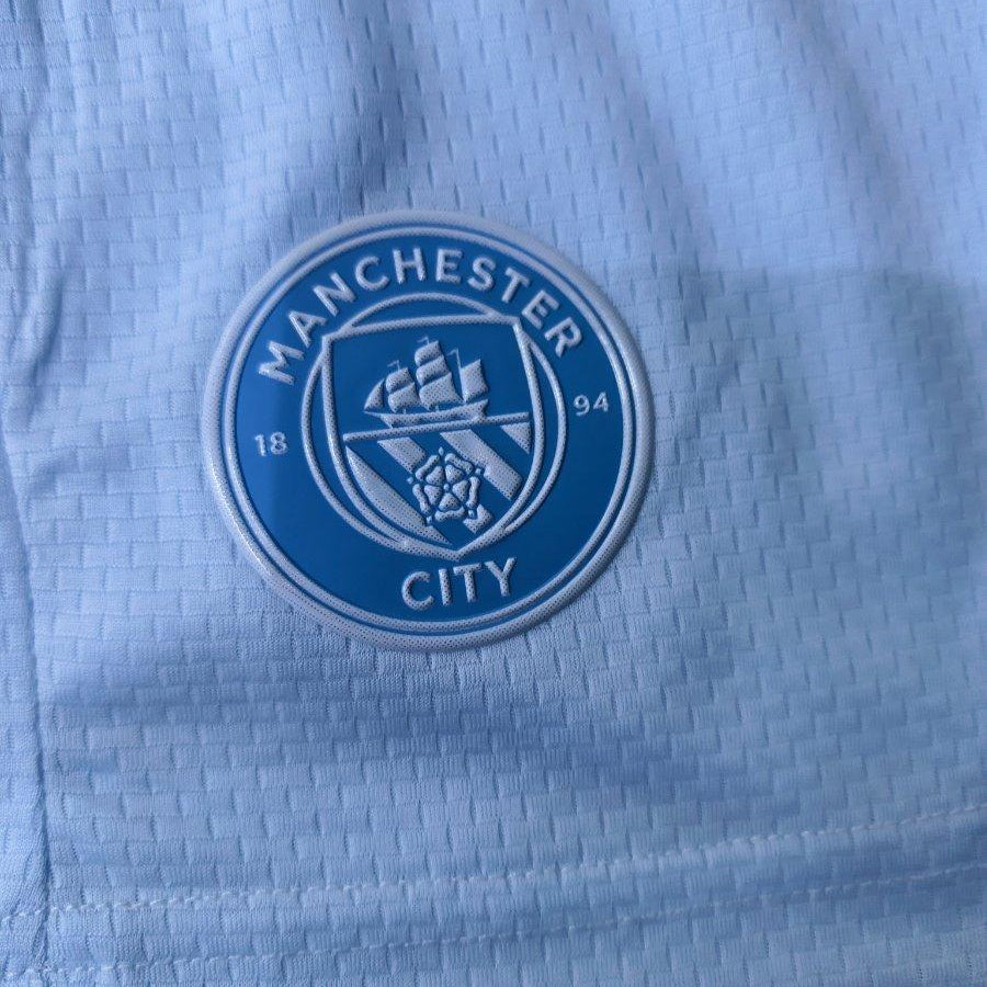 2026/27 Kids Manchester City Home Jersey Set Front View Logo