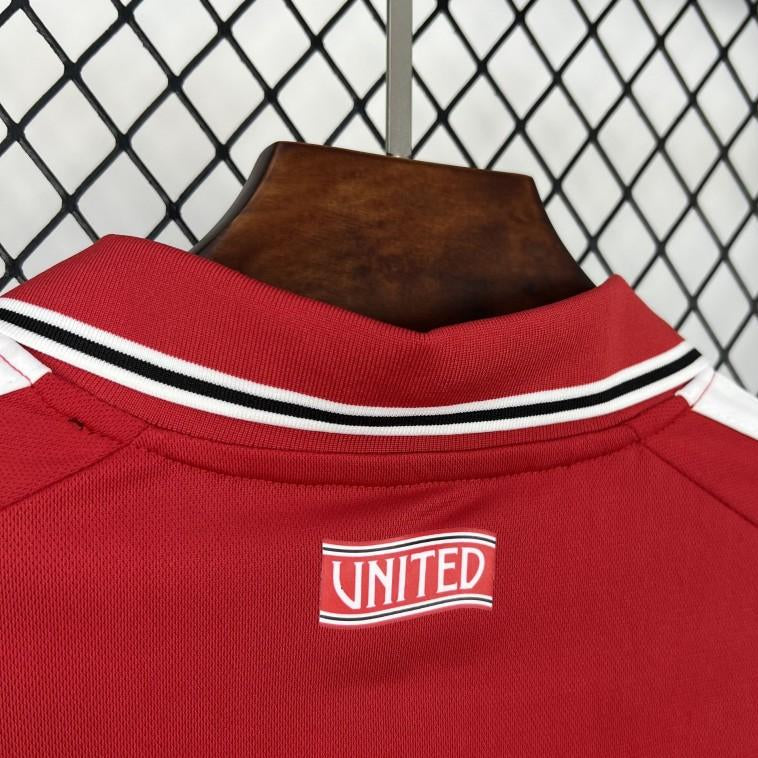 2026/27 Manchester United Home Jersey Back View Collar