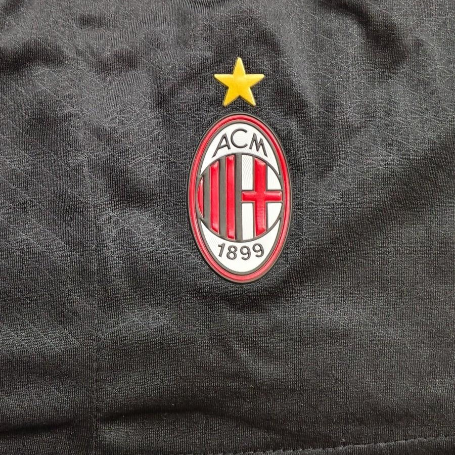 26/27 Kids AC Milan Home Jersey Set Front View Logo