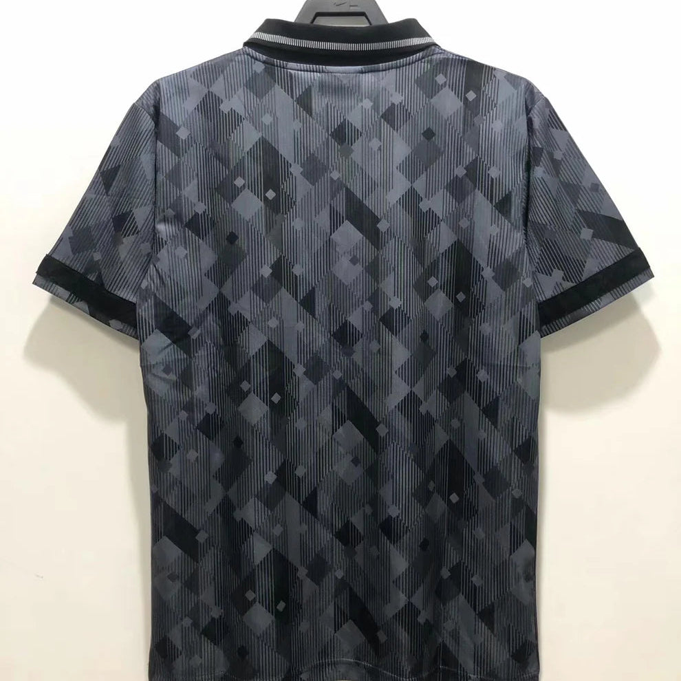 England 1990 'Black Out'