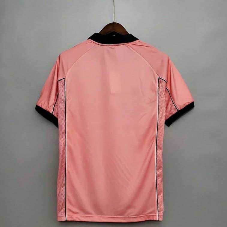 Juventus Retro Away Kit - 1997/98