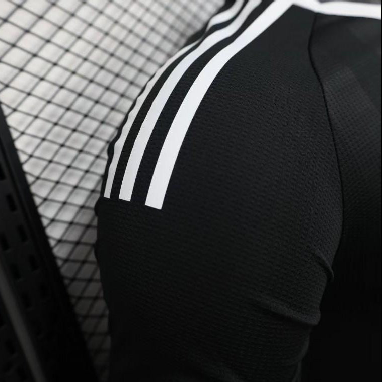 Liverpool FC Third GoalkeeperJersey  2025/26