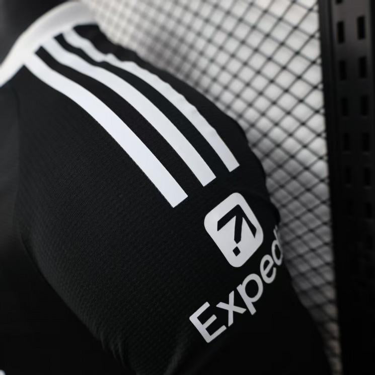 Liverpool FC Third GoalkeeperJersey  2025/26