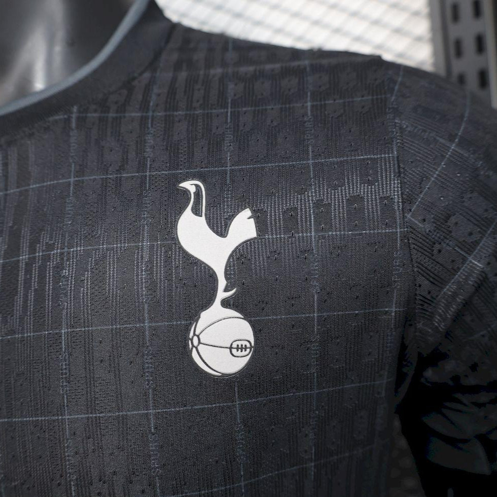 Tottenham Hotspurs Away Kit 25/26