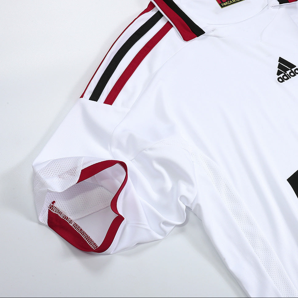 AC Milan Away Jersey 2009/10 sleeve detail