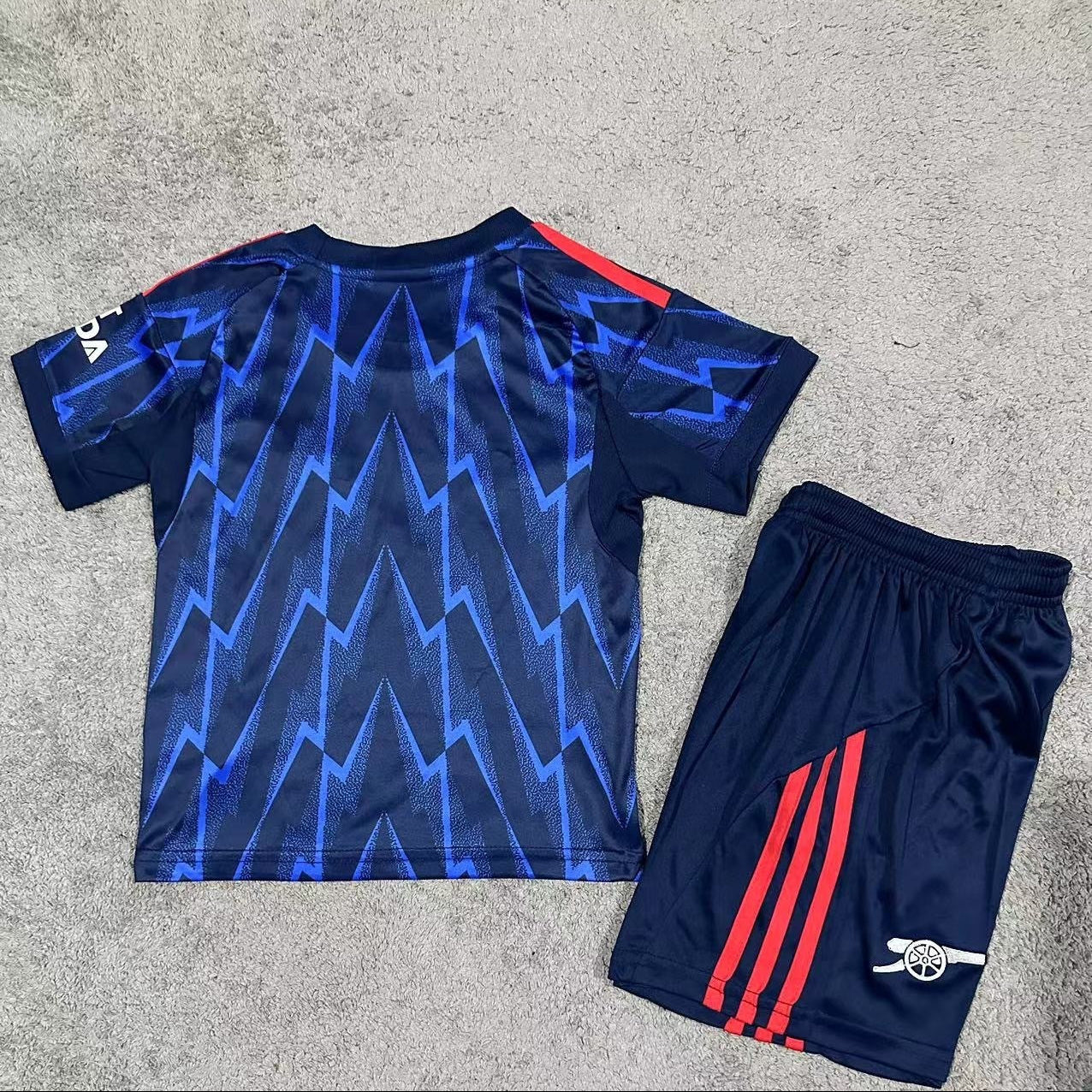 Adidas Arsenal away kit 2025 26 kids back view youth football set