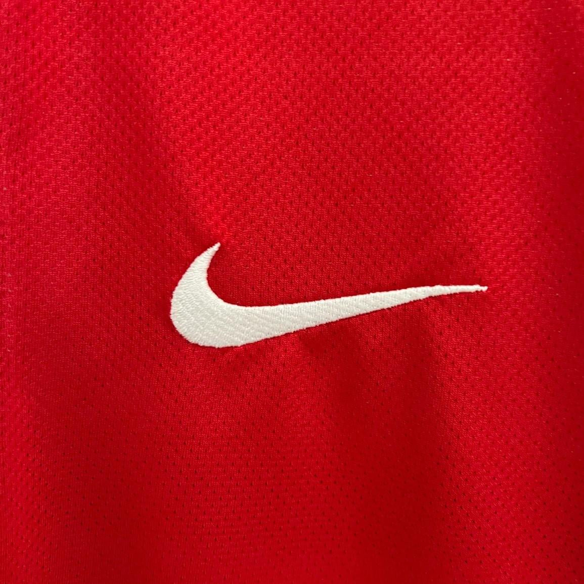 Arsenal 2011/12 home jersey detail