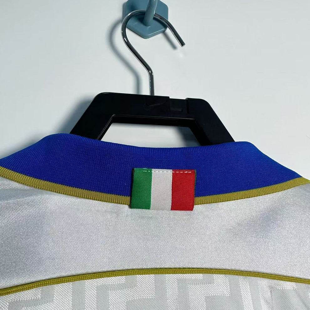 Italy Away Kit 1995