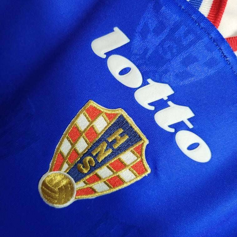 Croatia 1998 away kit logo detail
