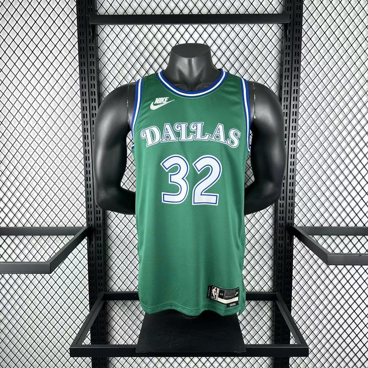 Dallas Mavericks 2025/26 green edition swingman jersey Cooper Flagg number 32 front and back view