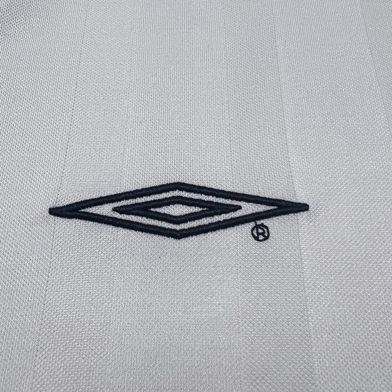 England Home Jersey 2002 chest logo close-up