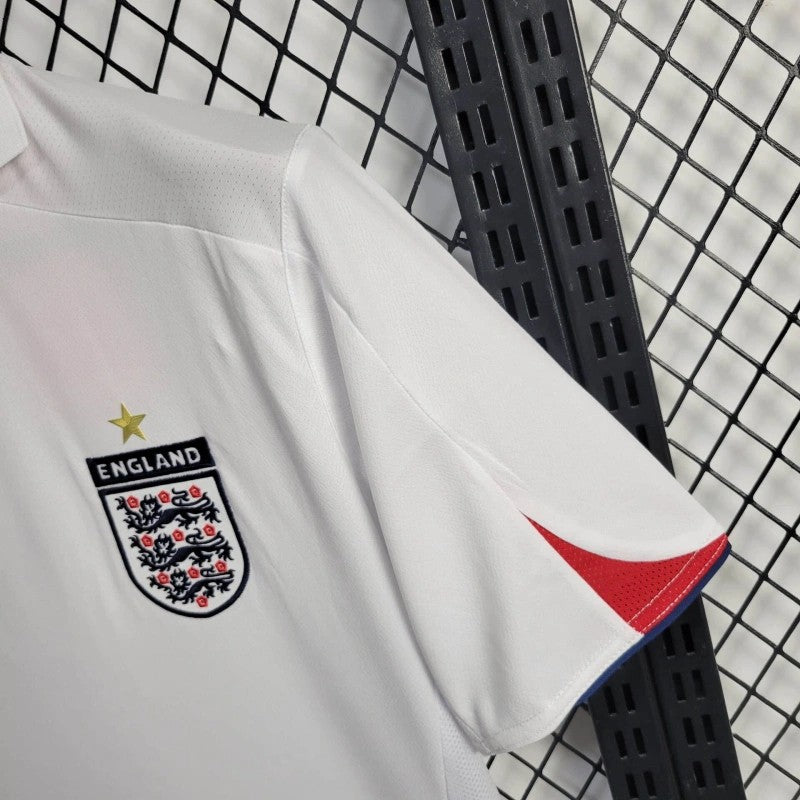England Three Lions crest with gold star on 2006 home jersey