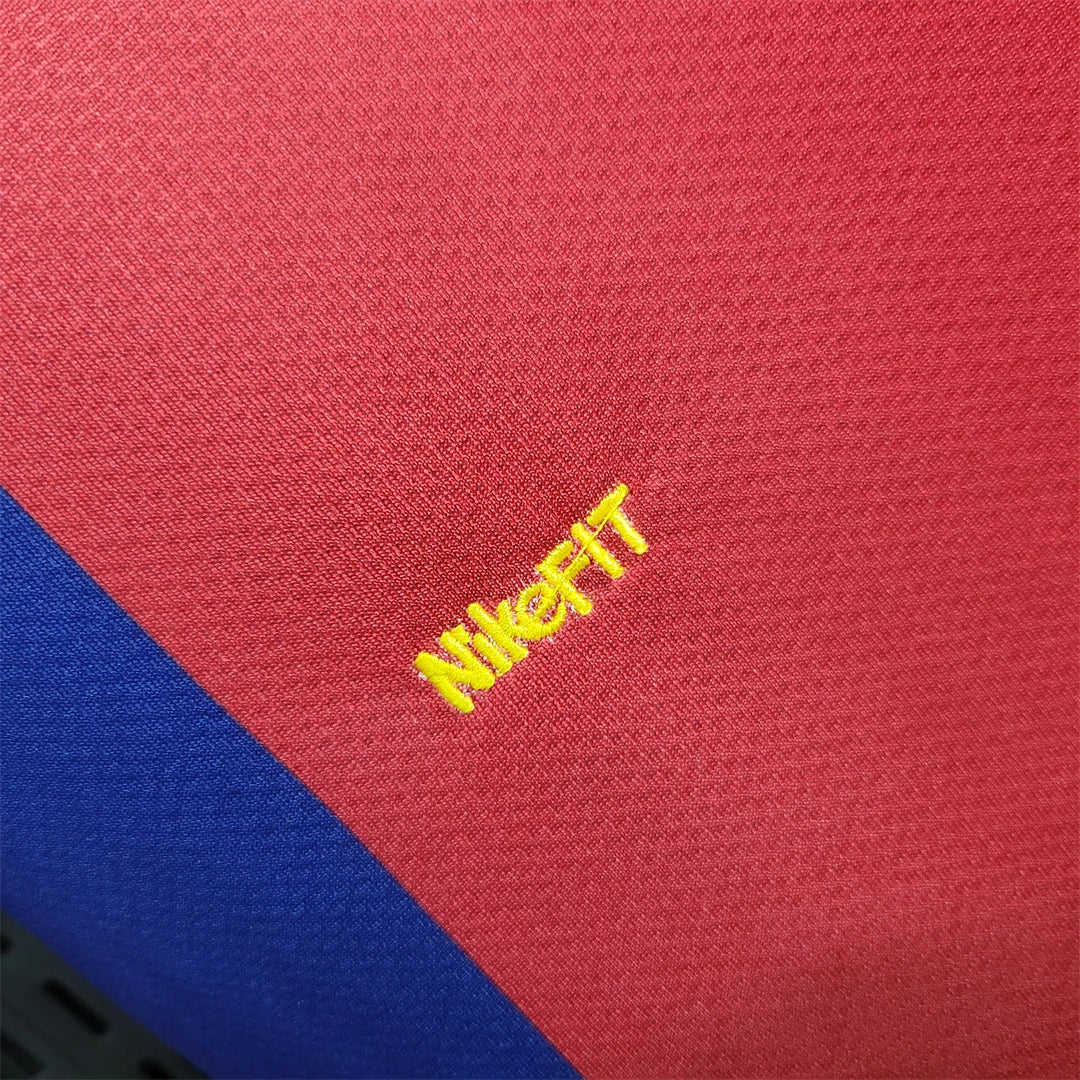FC Barcelona Home Jersey 2007/08 hem detail