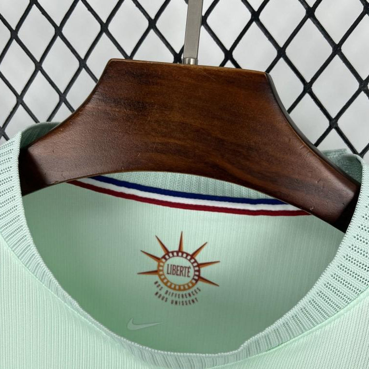 france-2026-world-cup-away-jersey-mint-green-collar.jpg
