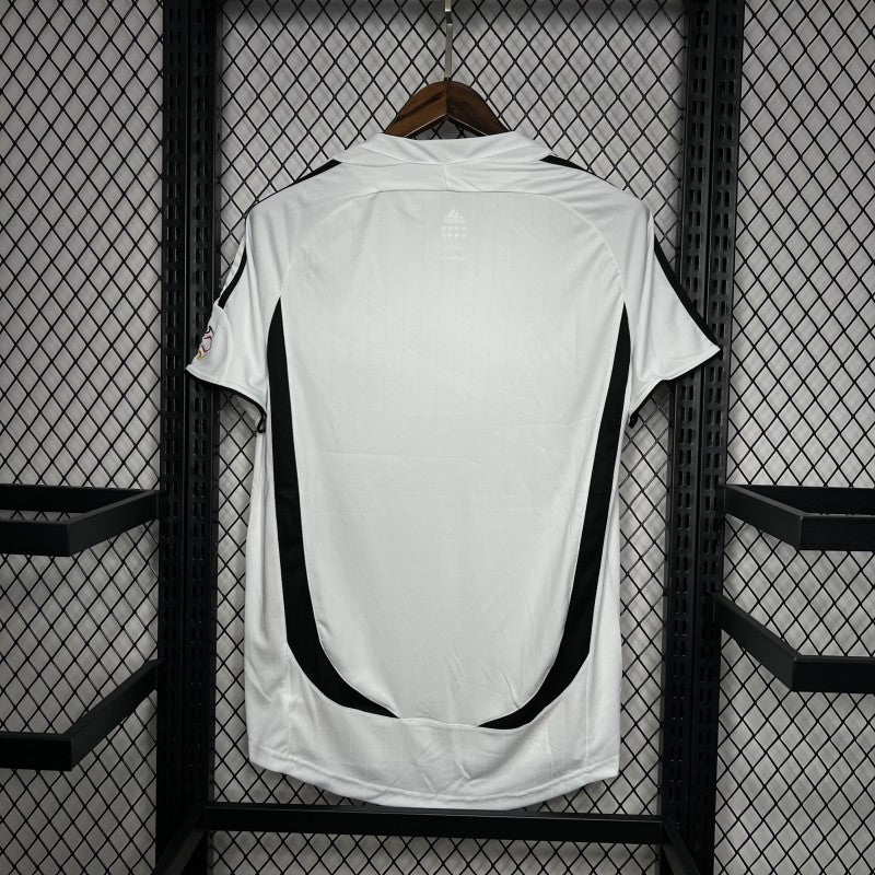 Germany Home Jersey 2006 back view showing black curved lower panel detail