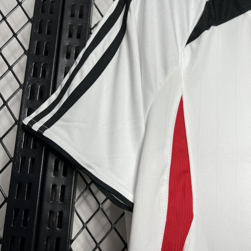 Germany Home Jersey 2006 sleeve and red side panel detail