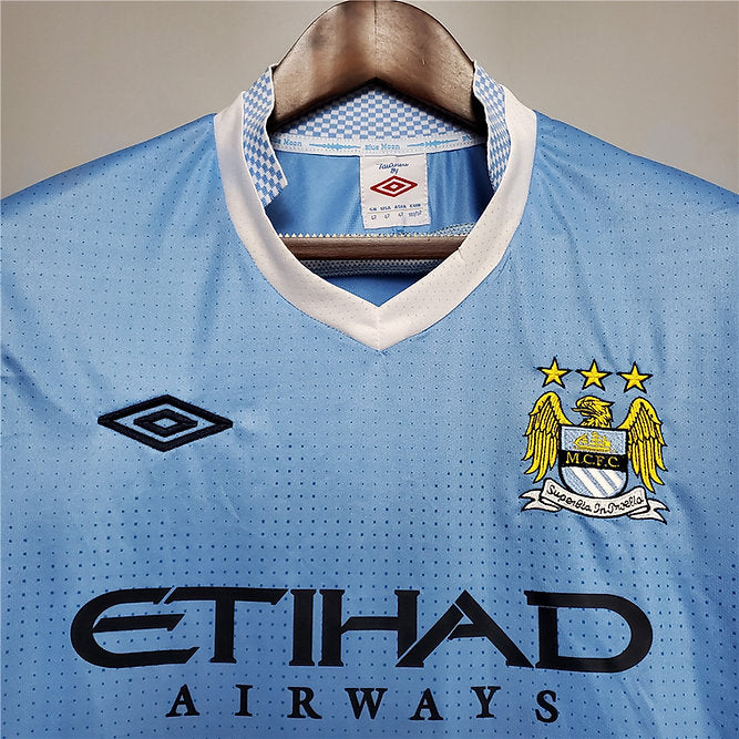 Manchester City Home Jersey 2011/12 collar and chest detail