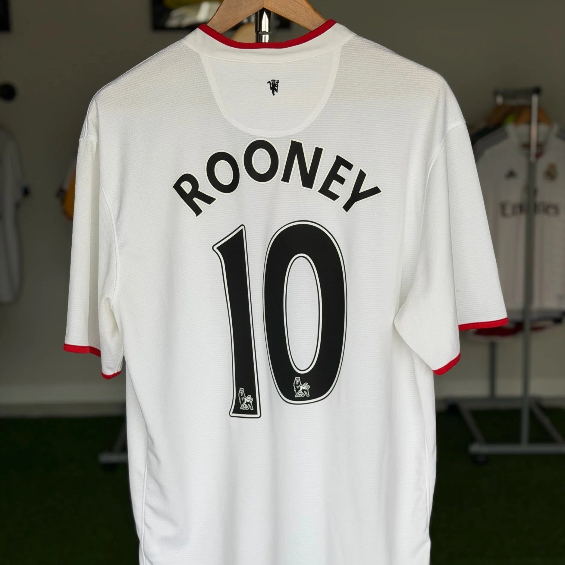 Manchester United 2012/13 away jersey Rooney 10 back view

