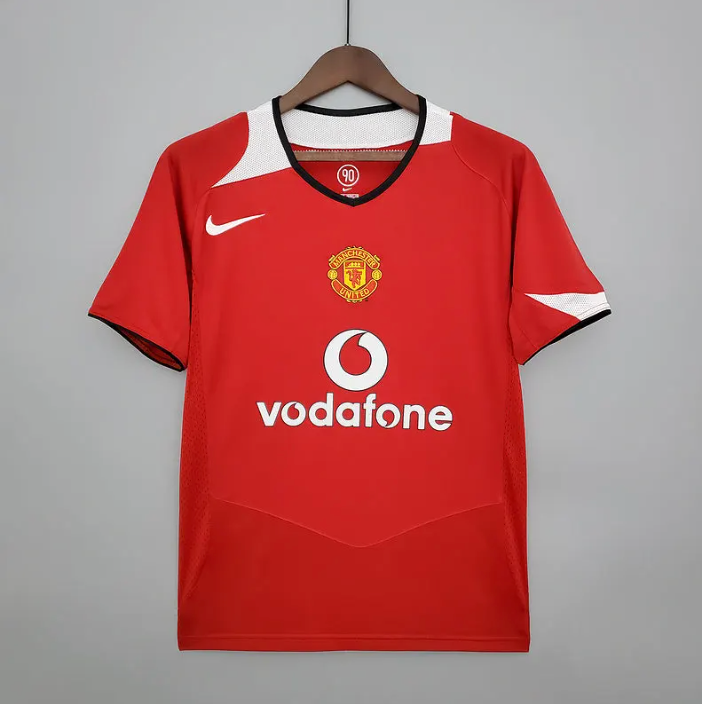 Manchester United Home Jersey 2004/06 front view in red with white shoulder panels