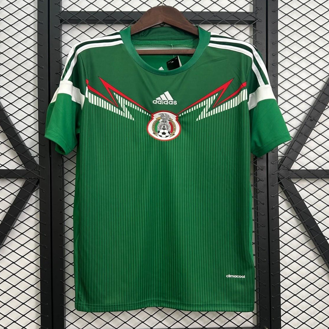 Mexico home kit 2014 front view green World Cup jersey
