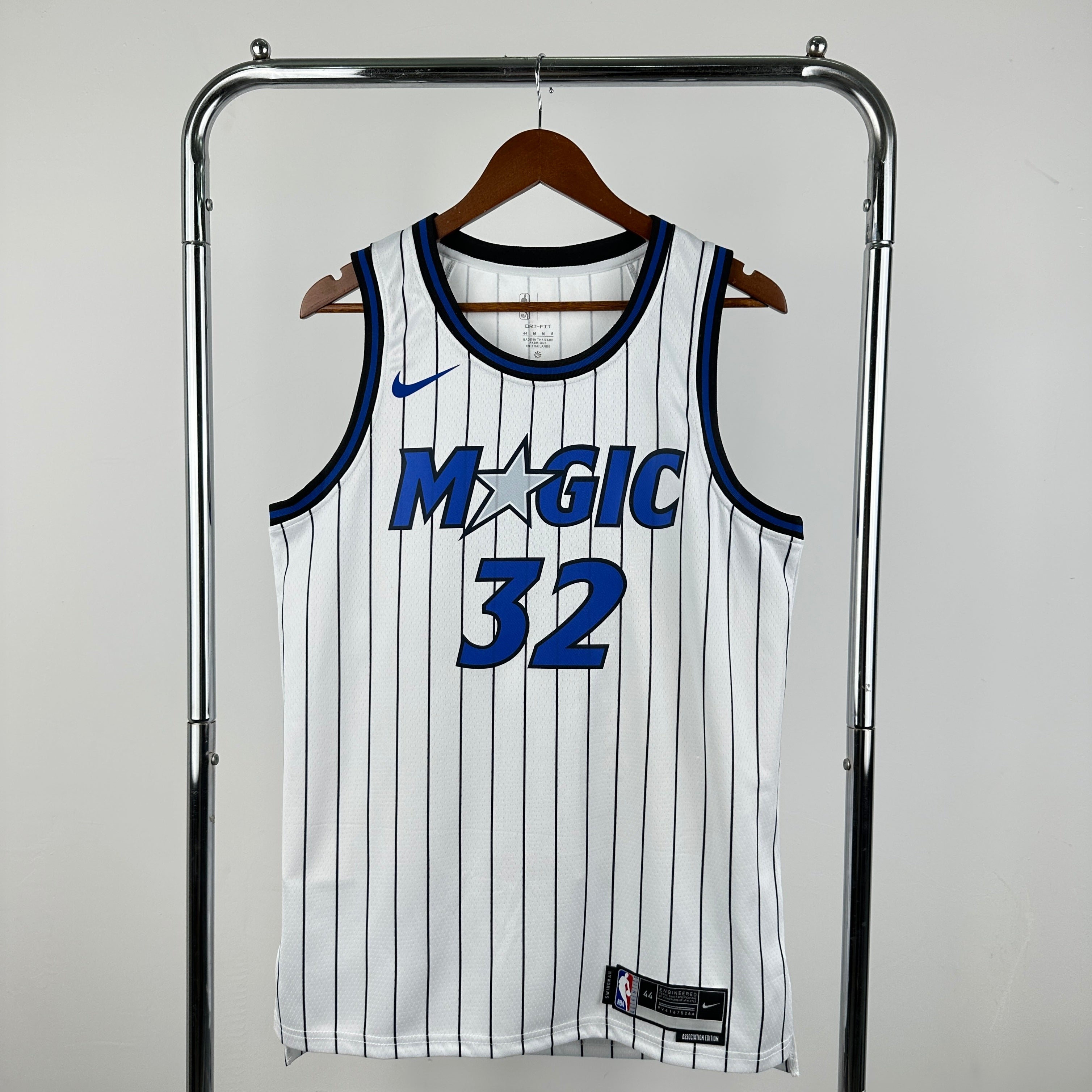Orlando Magic 2025/26 home white swingman jersey Shaquille O’Neal number 32 pinstripe front and back view