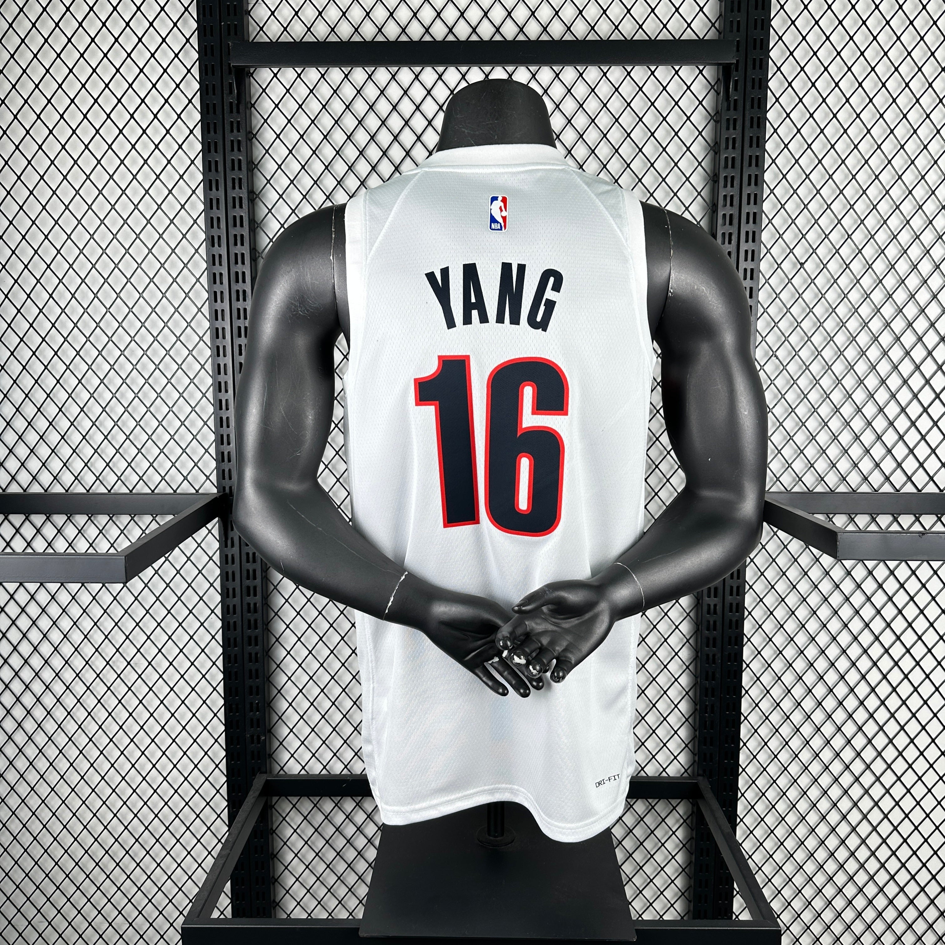 Portland Trail Blazers 2025/26 home white swingman jersey Yang Hansen number 16 front and back view