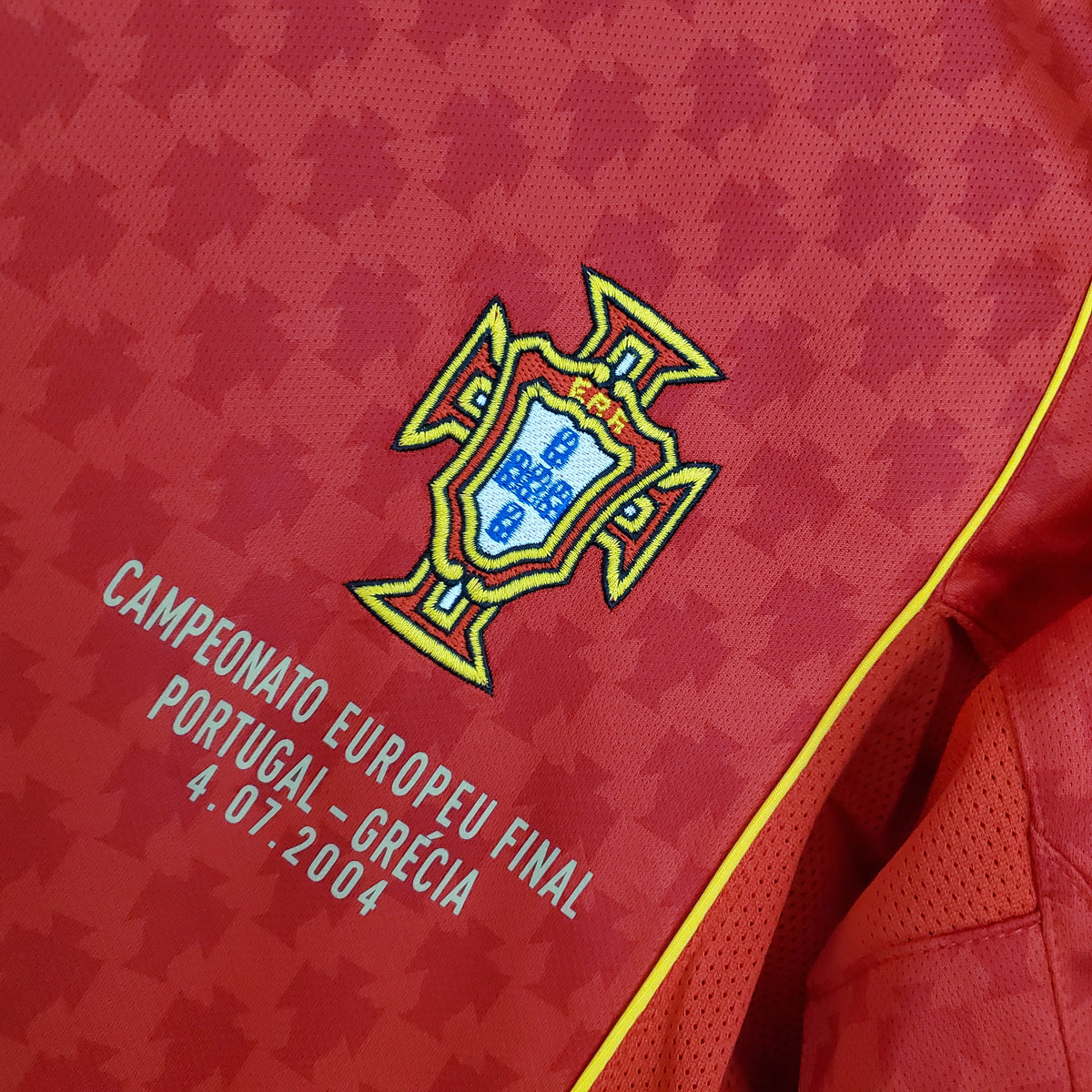 Portugal Home Jersey 2004 Portugal crest and commemorative chest detail close-up