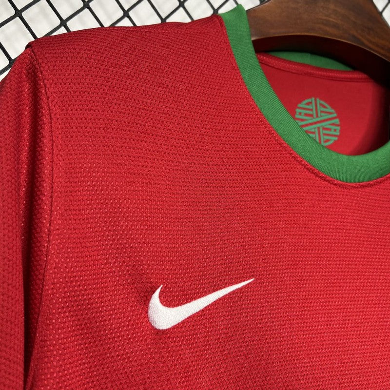 Portugal Home Jersey 2012/13 upper chest detail