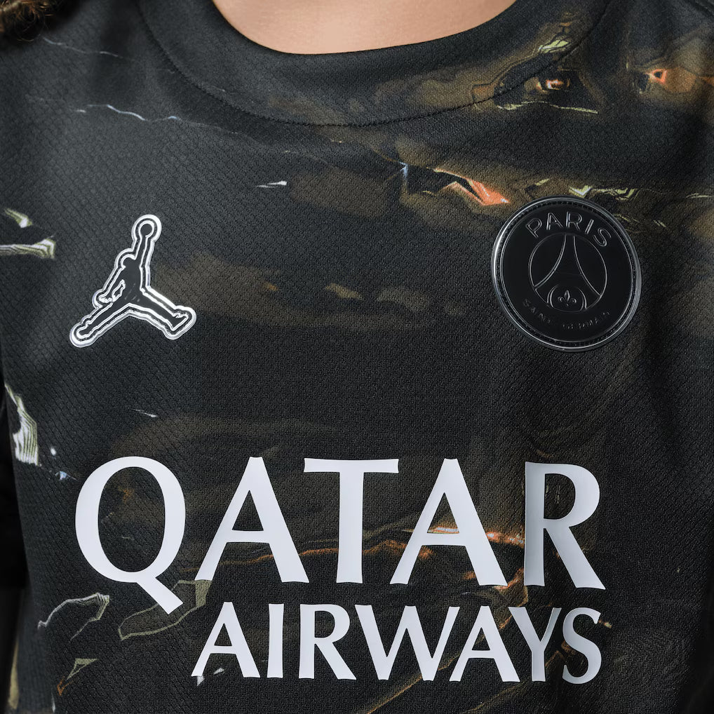 PSG Night Edition Jersey 2025/26 front view crest details