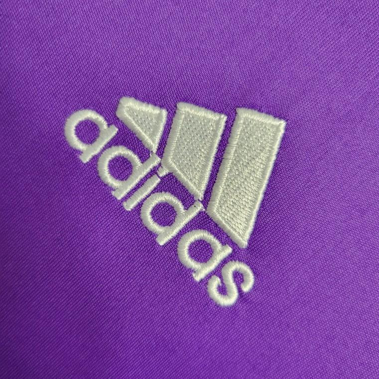 Adidas logo on Real Madrid 2016/17 away kit
