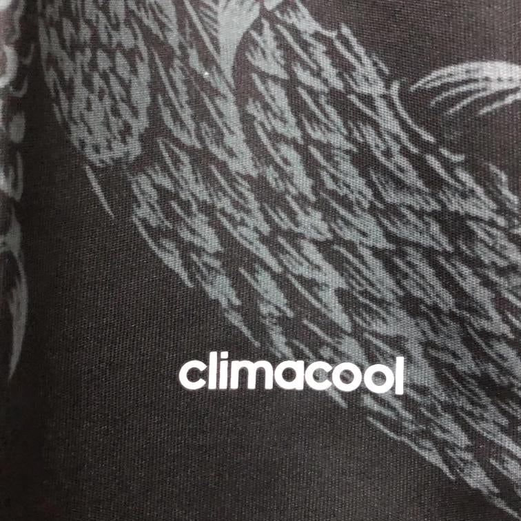 Real Madrid detail on black dragon jersey
