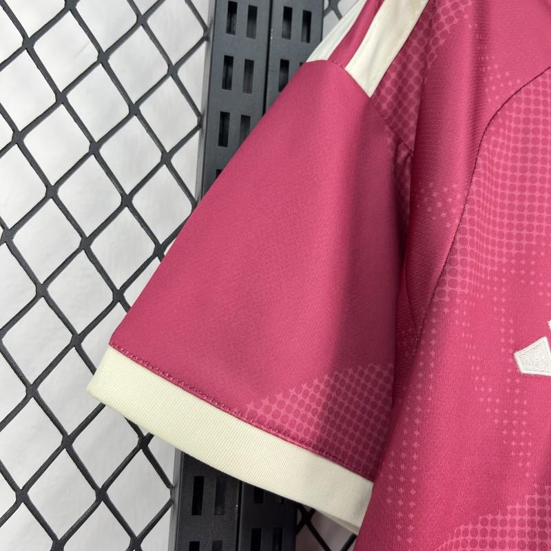 Real Madrid 2026/27 Third Jersey Sleeve Detail