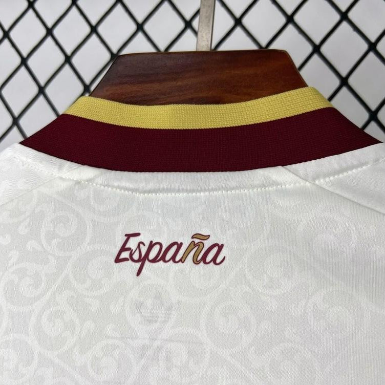 Spain 2026 away jersey collar España detail
