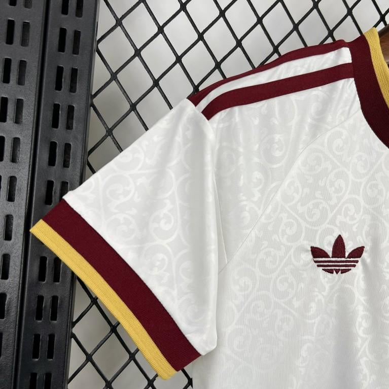 Spain Away Jersey 2026 Kids Set front view sleeve