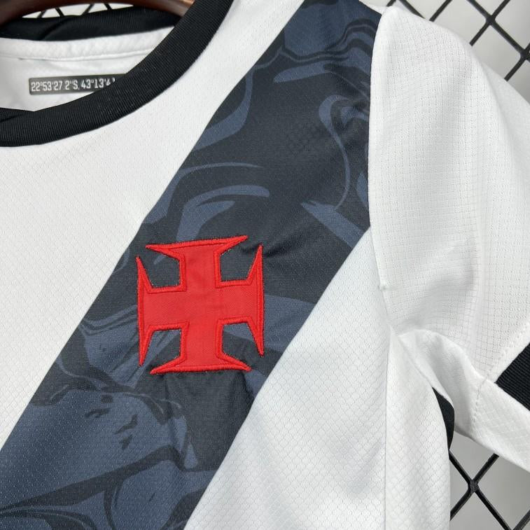 Vasco Da Gama Away Jersey 2026 Kids Set crest detail with red cross and dark sash